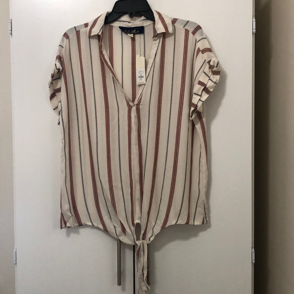 Stripe top with collar and tie